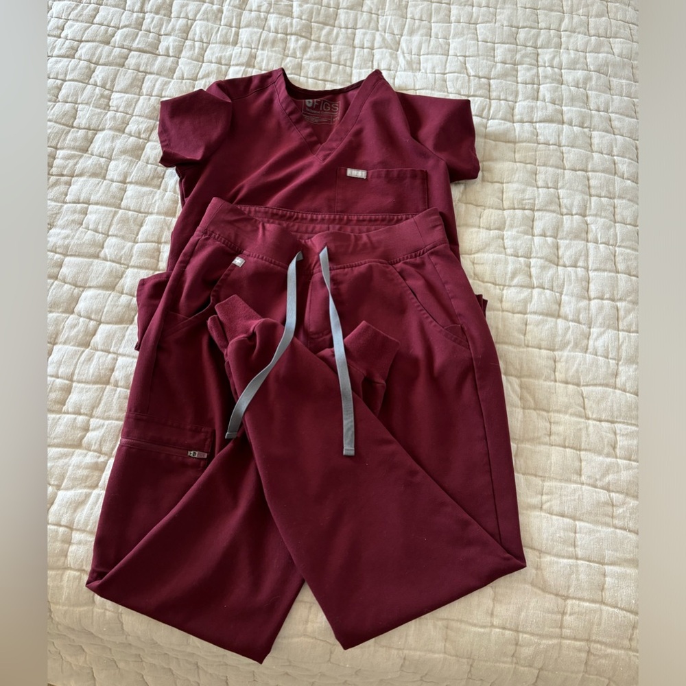 Figs scrubs burgundy